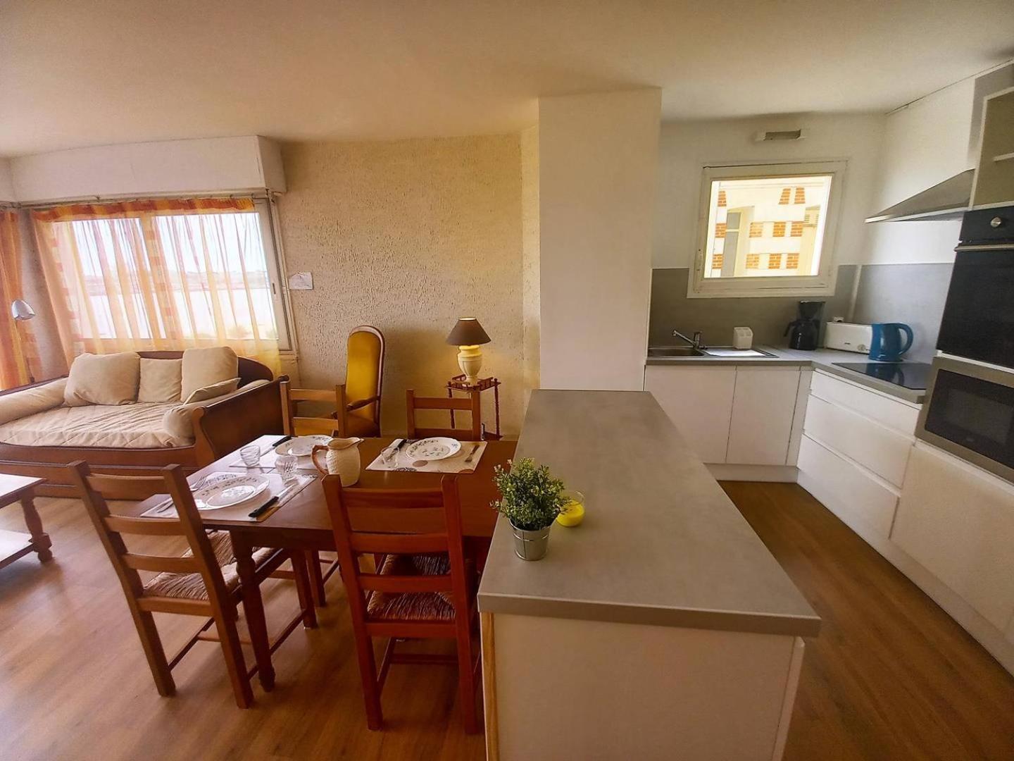 Royan - Vue Mer Pour Cet Appartement Face A La Plage - Grande Conche Dış mekan fotoğraf
