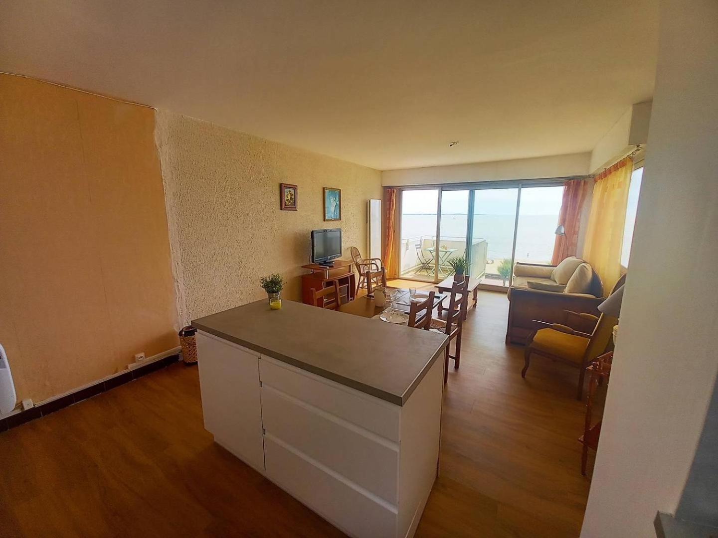 Royan - Vue Mer Pour Cet Appartement Face A La Plage - Grande Conche Dış mekan fotoğraf