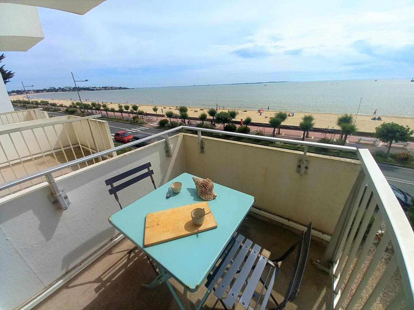 Royan - Vue Mer Pour Cet Appartement Face A La Plage - Grande Conche Dış mekan fotoğraf