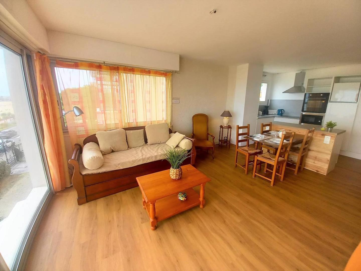 Royan - Vue Mer Pour Cet Appartement Face A La Plage - Grande Conche Dış mekan fotoğraf